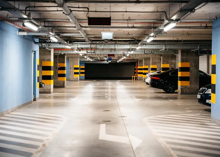 Hanza Black & White 17th Floor & Pool Parking By Stayly Appartement *